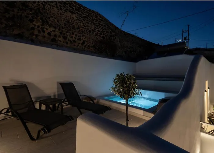 Avenoir 1Bedroom Luxury Cave Villa