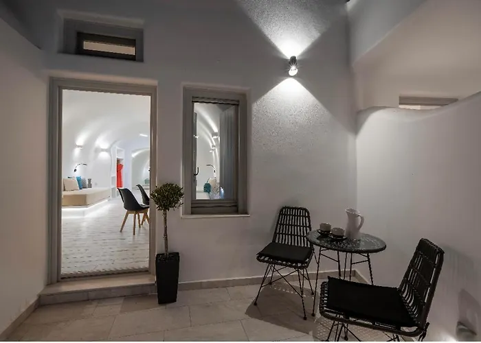 Avenoir 1Bedroom Luxury Cave Villa